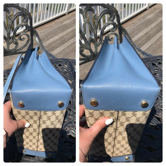 Sold! Michael Kors Tote w/ matching wallet - Picture 3 of 8